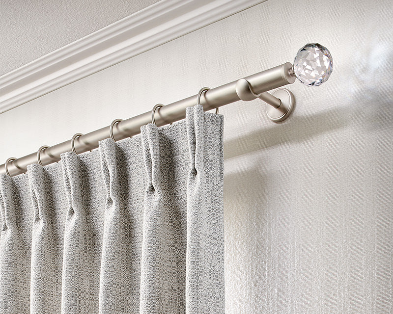 Interstil Regent – 1-/2-läufige luxuriöse Messing-Vorhangstange mit Kristallglas Wandmontage 30mm