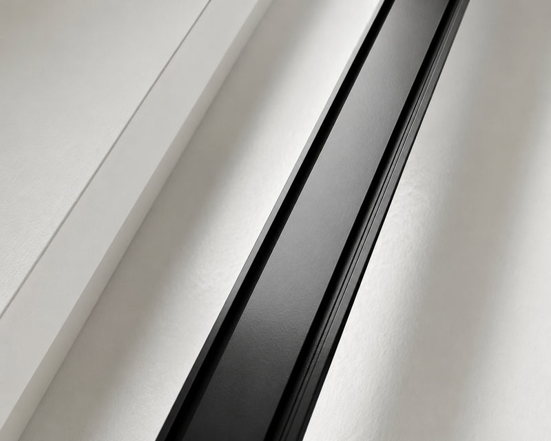 MHZ 01-2384 – schmale 2-läufige Aluminium Gardinenschiene flach zur Deckenmontage